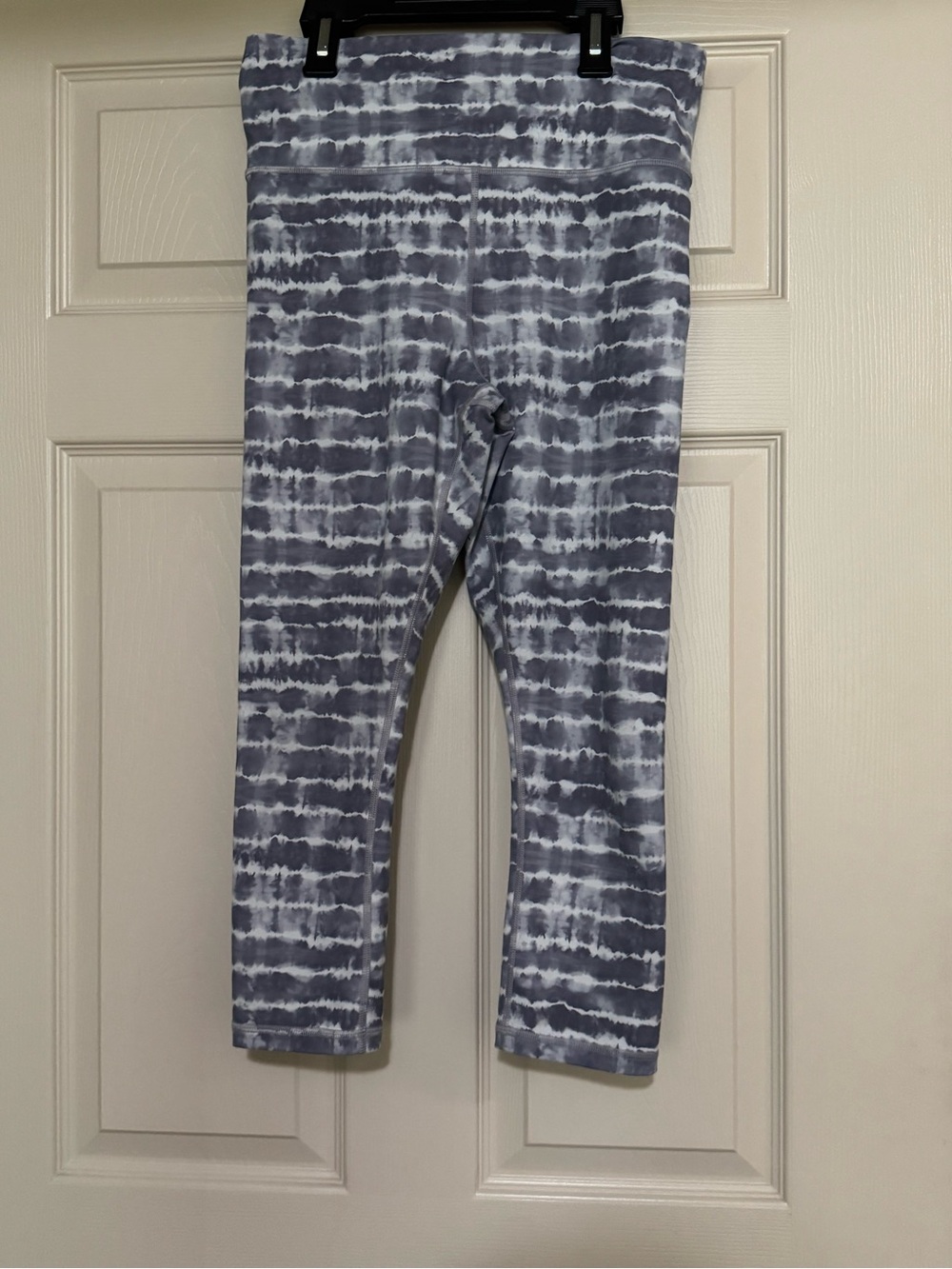 Athleta M Tie-Dye Gray Leggings